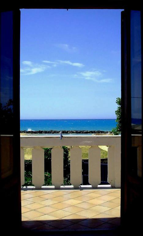 B&B Nettuno Сан-Леоне Екстер'єр фото