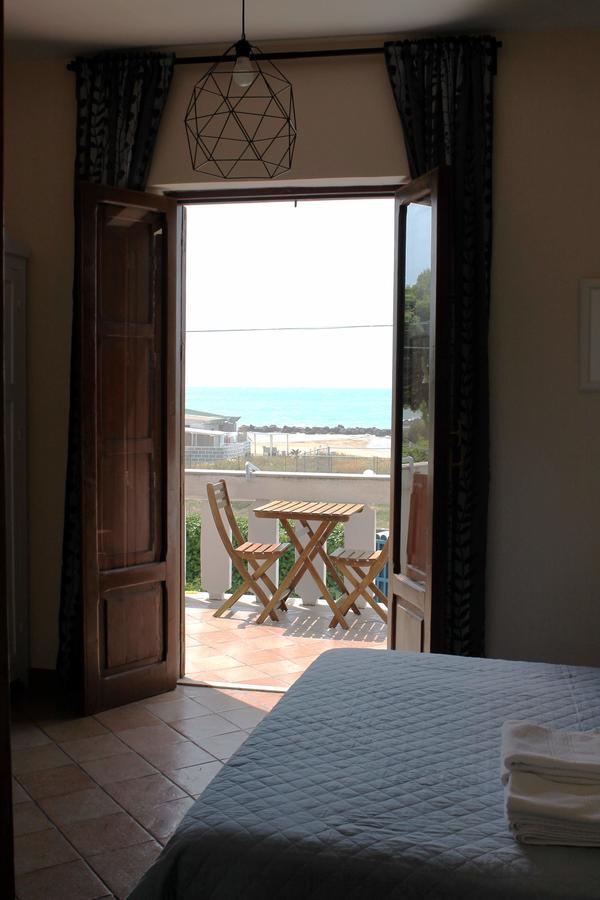 B&B Nettuno Сан-Леоне Екстер'єр фото